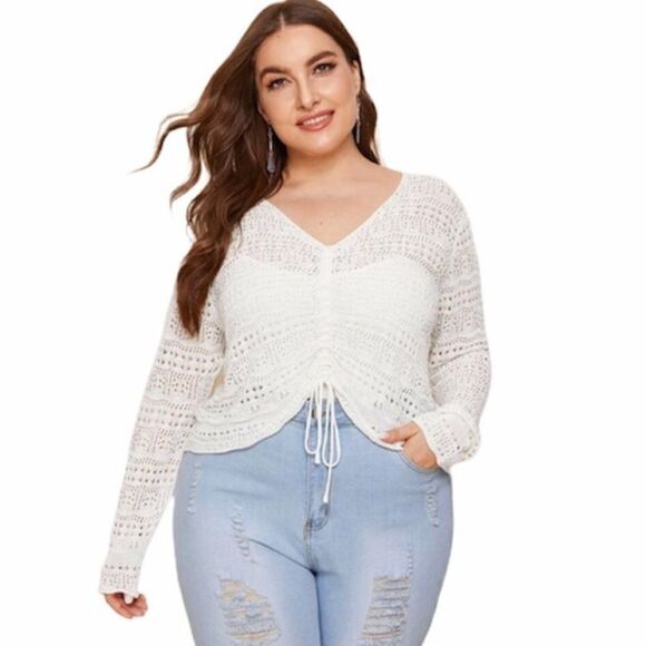 PLUS 1X white crochet drawstring pullover V-neck - Picture 1 of 6